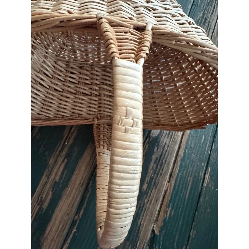 Vintage Wicker Gathering Basket Natural Willow Oval Flower Picnic Basket Handle